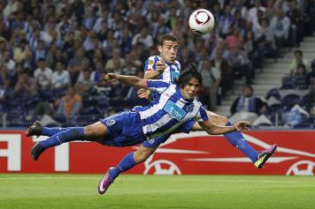 nuovo.archivio.foto.falcao.porto.tuffo.t