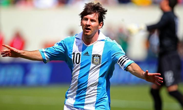 Argentina-Brasile 4-3: triplo Messi