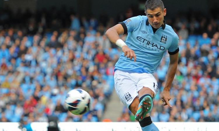 Juventus: sfuma Kolarov, il City lo cede all'Everton