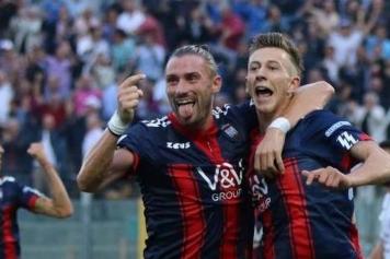 Bernardeschi Crotone festeggia