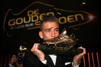 praet.anderlecht.scarpa.oro.2014.2015.35