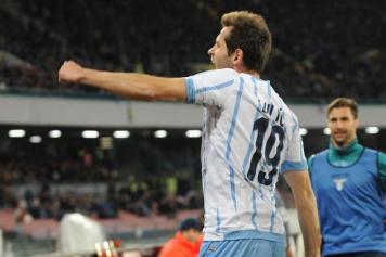 lulic.lazio.esultanza.2014.2015.356x237.