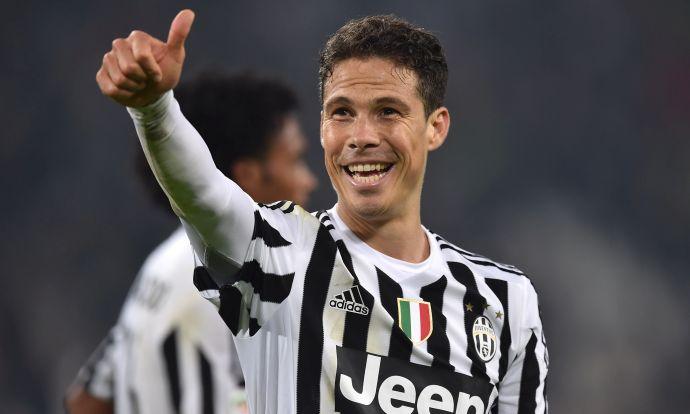 hernanes.juventus.ok.2015.2016.750x450.jpg