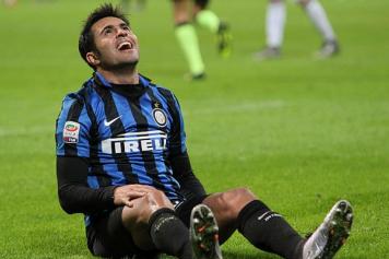 Eder Inter seduto