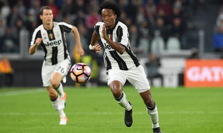 Il Barcellona sulla destra della Juve: non solo Lichtsteiner, seguito Cuadrado