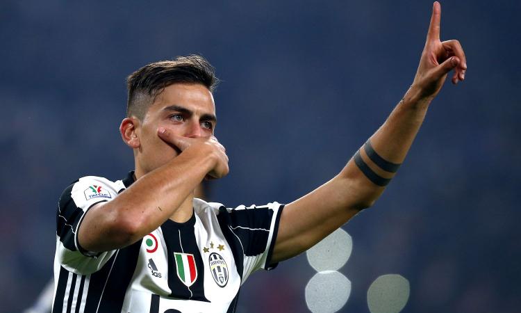 Dybala, gesto stupendo per la festa del papà FOTO