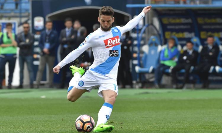 Napoli, dopo l'Empoli tocca a Tonelli: è lui la nuova vittima di Mertens