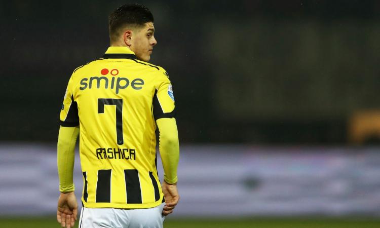 Napoli, cercasi vice Callejon: Giuntoli punta Rashica e Ounas