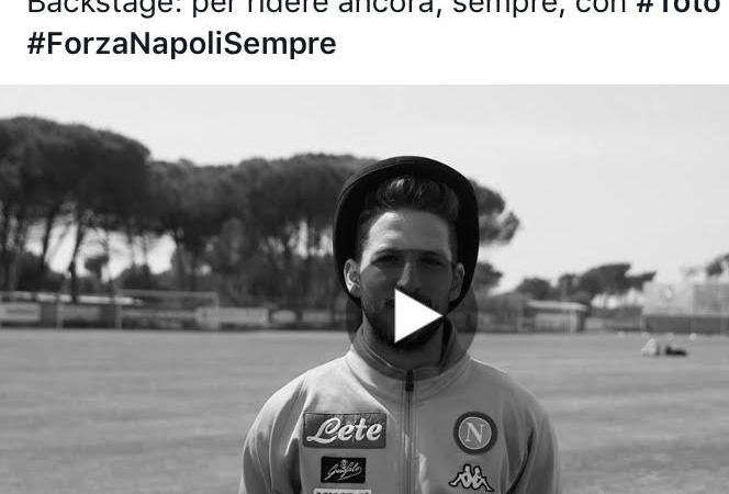 Napoli, ecco il backstage dell'omaggio della squadra a Totò VIDEO