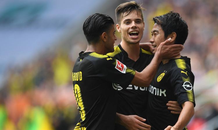 Borussia Dortmund, Kagawa 'umilia' il figlio con 6 tunnel e pubblica il VIDEO su instagram