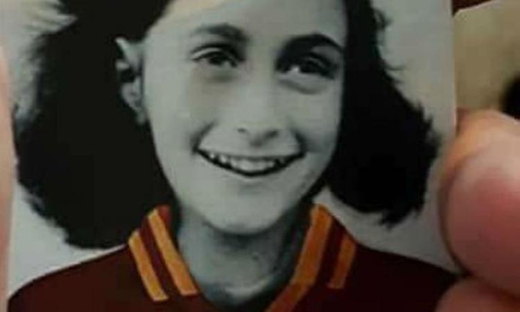 Lazio, cori antisemiti contro i tifosi della Roma e saluti romani: 'Anna Frank è della Roma!'