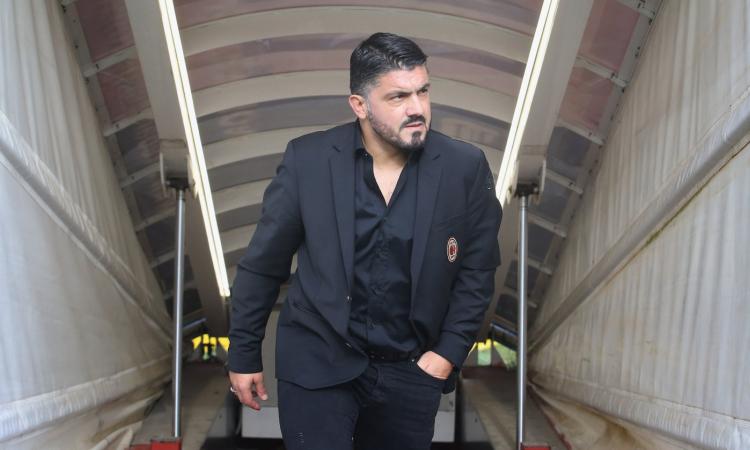http://cdn.calciomercato.com/images/2017-12/Gattuso.Milan.tunnel.2017.18.750x450.jpg
