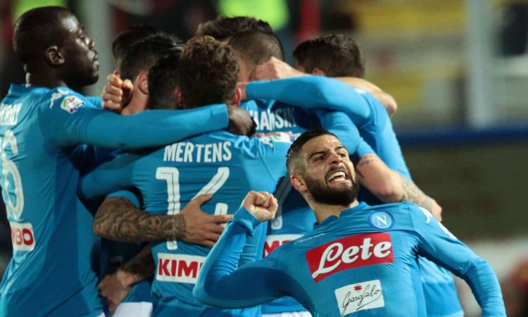 Napolimania: la strada per lo scudetto è in discesa, avvertita la Juventus