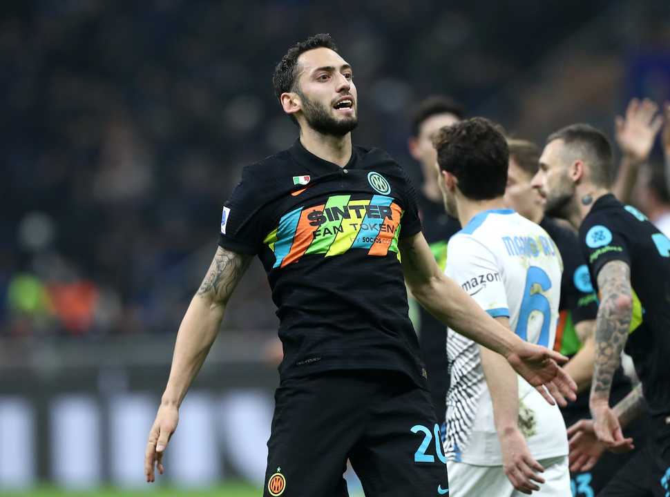 Calhanoglu Si Preso Linter Dal Retroscena Sulla Juve Alla Scelta