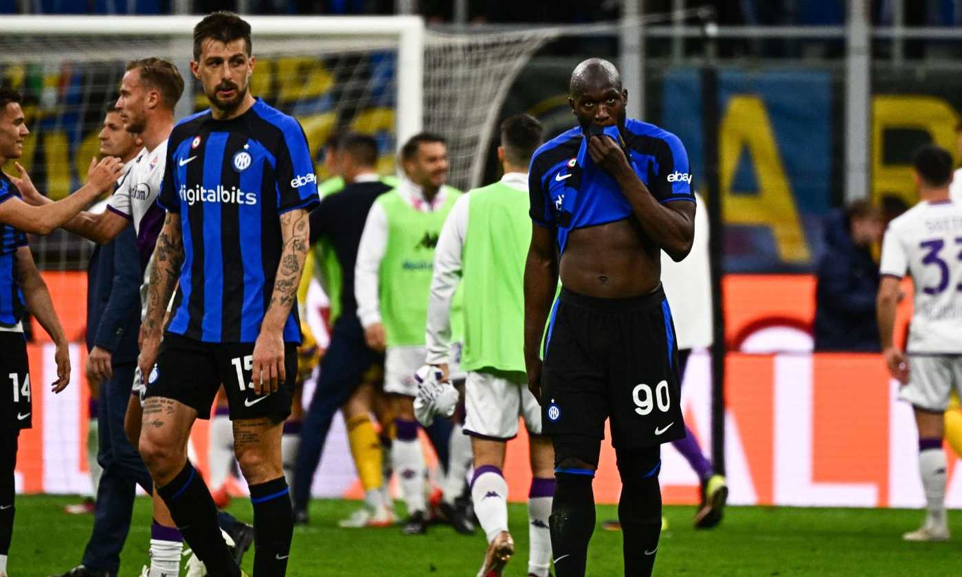 Juve Inter è ancora polemica Acerbi ha fatto le manette La