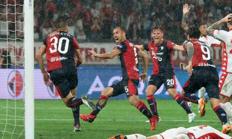 Cagliari Festa Sfrenata Per Il Ritorno In Serie A Giocatori Accolti