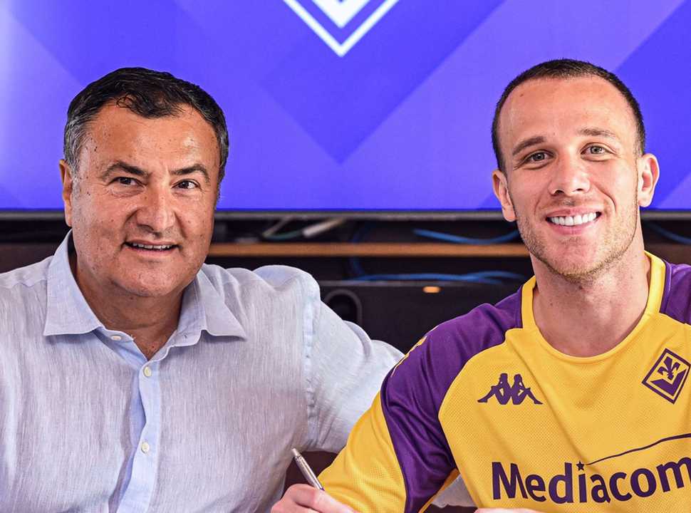 Fiorentina Ufficiale Ecco Arthur In Prestito Dalla Juve Qui Il