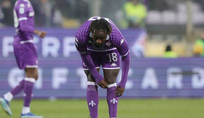 Fiorentina Il Cagliari Bussa Per Nzola Mercato Calciomercato