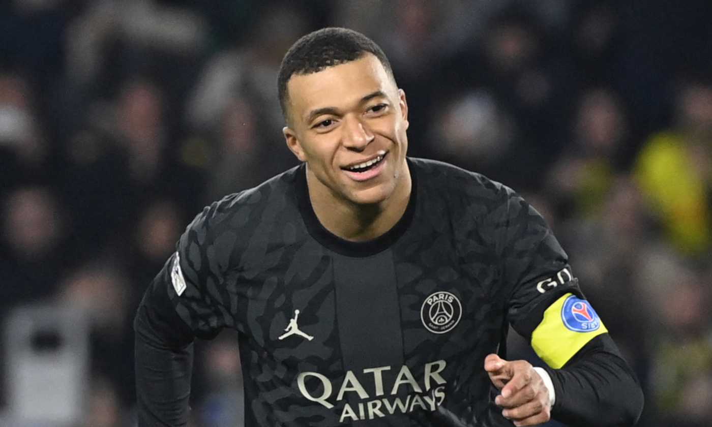 PSG Mbappé capitano fra i fischi La prima volta al Parco dei Principi