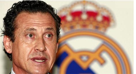 Valdano, duro attacco a Mourinho: 'Più ego che bravura. Meglio Guardiola'
