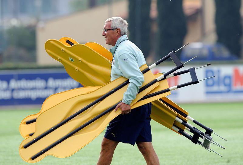 Sudafrica 2010, Italia: Lippi 'Non vogliamo che domani sia l'ultima partita'