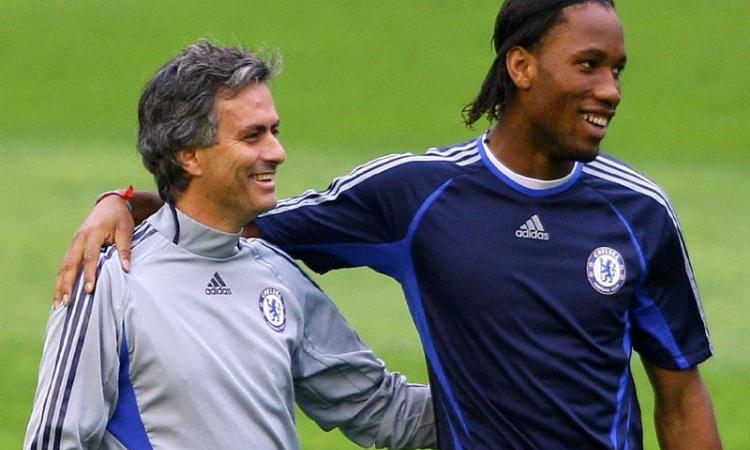 Chelsea: Mourinho rivuole Drogba in campo o nello staff
