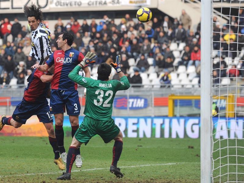 Genoa come out for Amauri