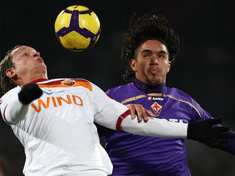 Milan-Fiorentina: swap Cassano-Vargas?