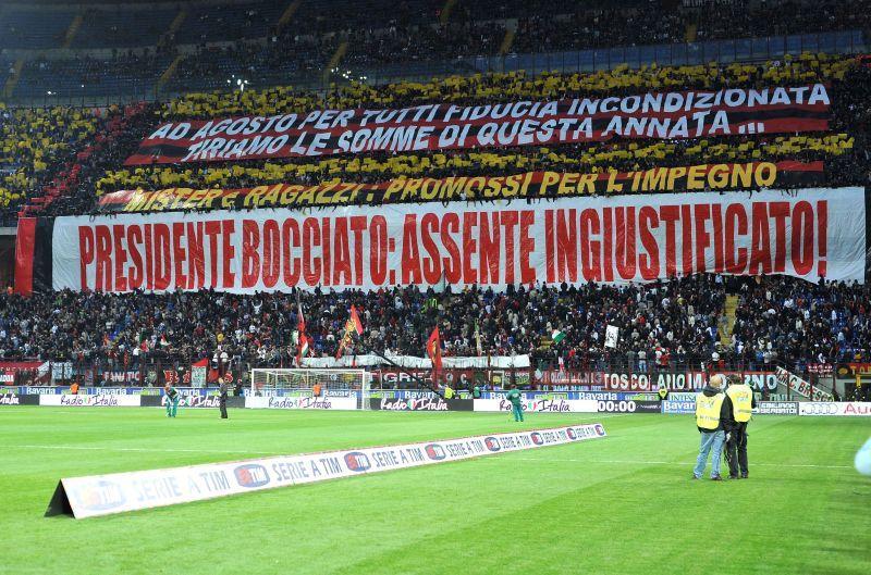 La Curva Sud Milan: 'Se la squadra non batte il Genoa...'