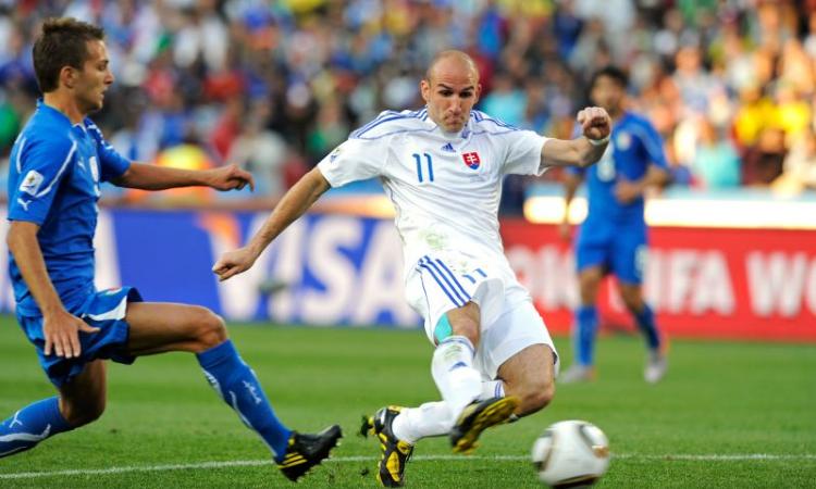 Словакия 3 лига. Словакия азербайджан 22 сентября. Лихтенштейн футбол. Azerbaijan slovakia game 22. Slovakia national football team logo.