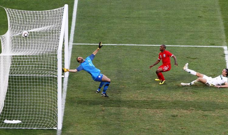 VIDEO Inghilterra, Defoe torna in ritiro