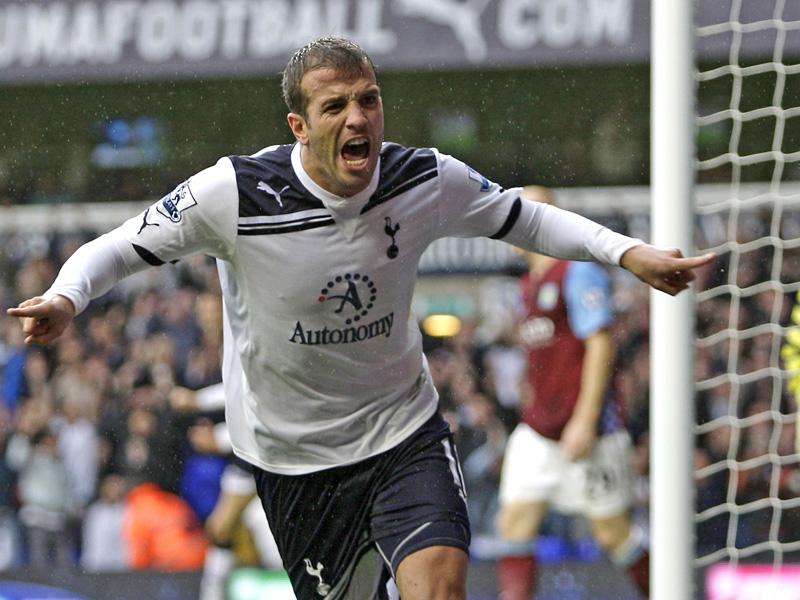 Premier League: in gol Van der Vaart