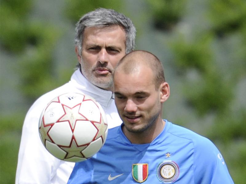 Sneijder: 'Sento Mourinho, ma non tratto col Chelsea'