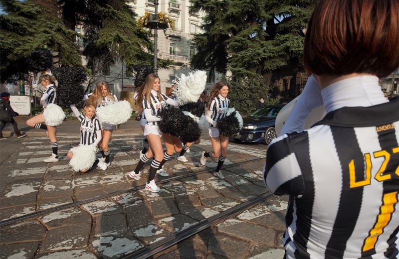 VIDEO: Le Zebre di Betclic si scatenano in strada!