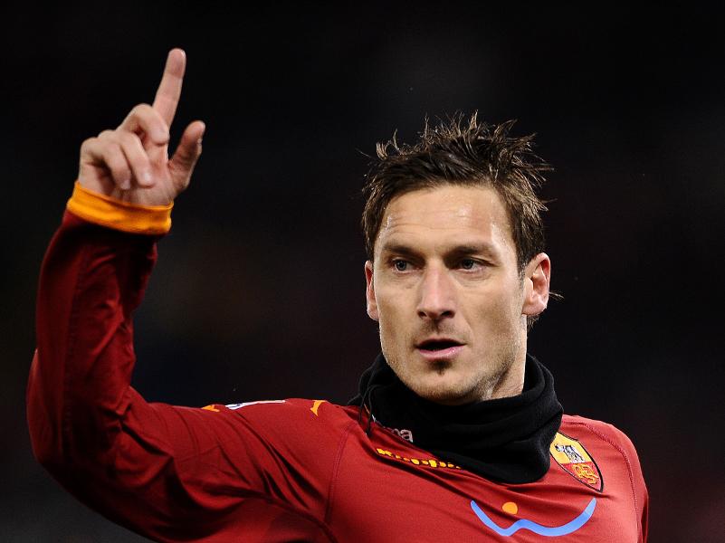 Serie A: Totti fa 250, Roma-Cagliari 3-0. GUARDA TUTTI I GOL 