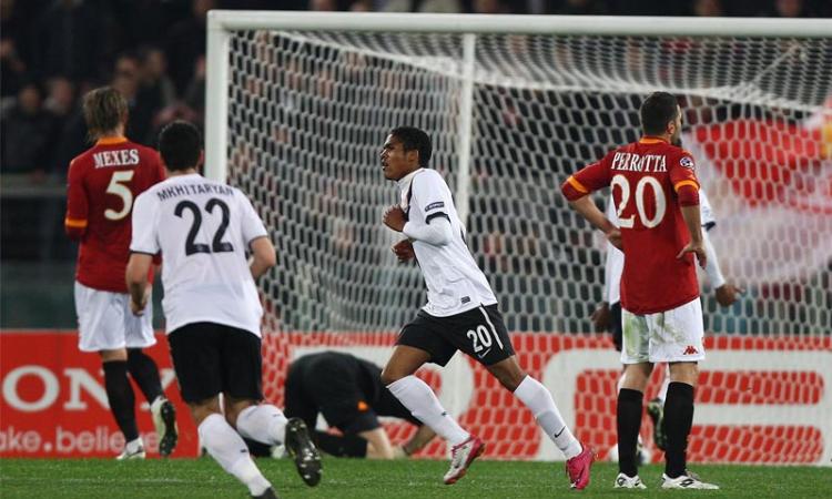 Ag. Douglas Costa:| 'Nessun ritorno in Brasile'