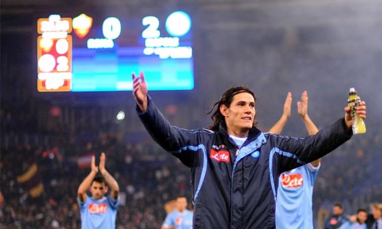Napoli, ecco il 'business' di Cavani: vuole 7 milioni all'anno per restare