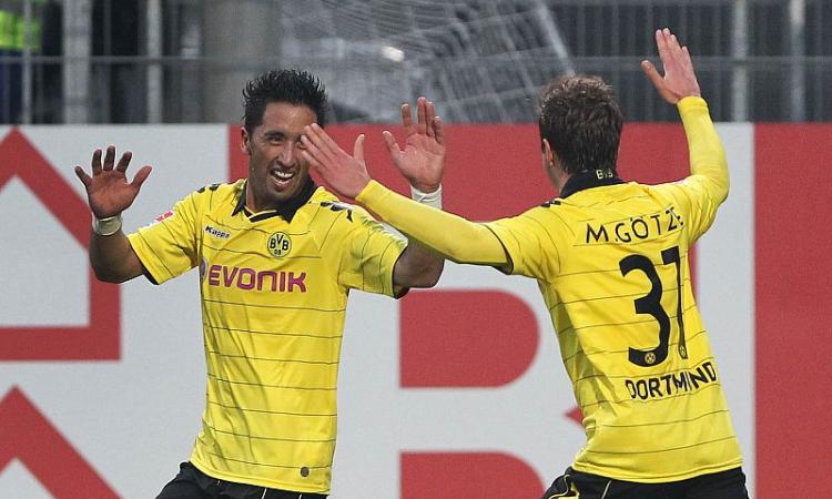 Bundesliga: tonfo Bayer, Dortmund a +8