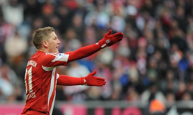 Bundesliga: solito Dortmund, poker Amburgo. Bayern, tre messaggi all'Inter