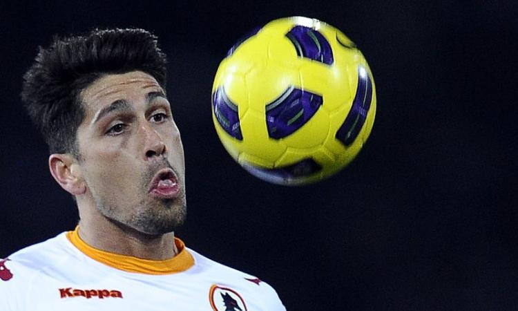 Roma: salta il Genoa, Borriello rimarrà in giallorosso