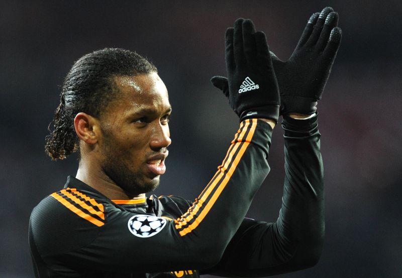 VIDEO Londra 2012:|Drogba tedoforo