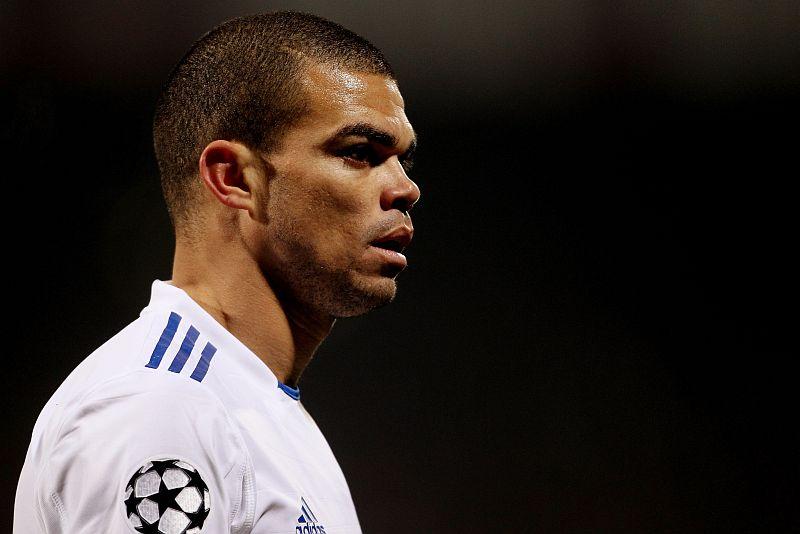 Real Madrid: Pepe pushes for the renewal