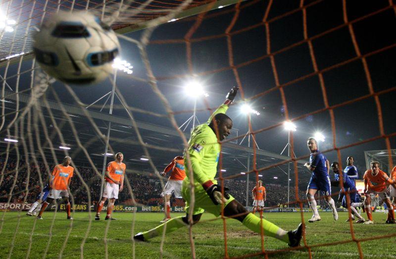 Premier: Blackpool-Chelsea 1-3, Terry e Lampard da applausi