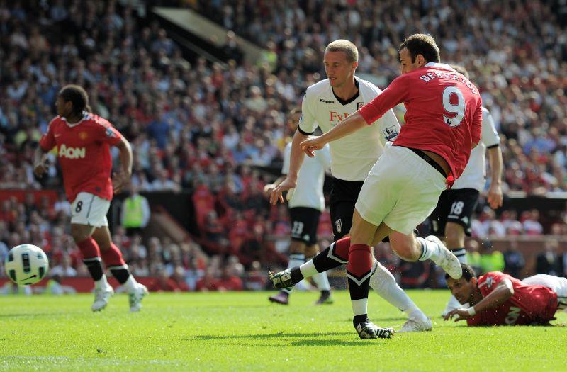 Premier: Berbatov lancia il Manchester United, Chelsea ok con Malouda