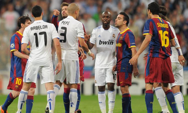 Real Madrid-Barcellona: furti e 'guerra' di tweet