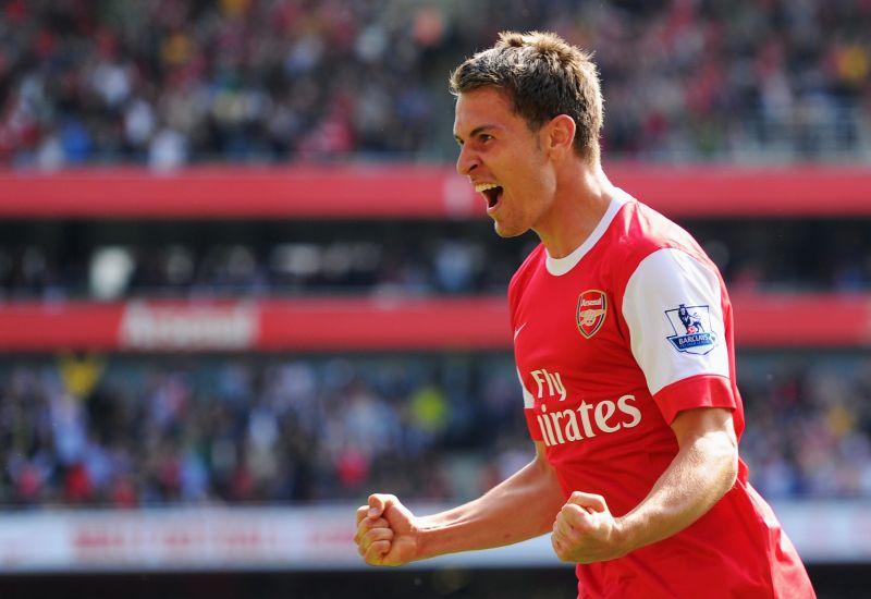 Arsenal-Liverpool 2-0: Cazorla e Ramsey fanno volare i Gunners a +5