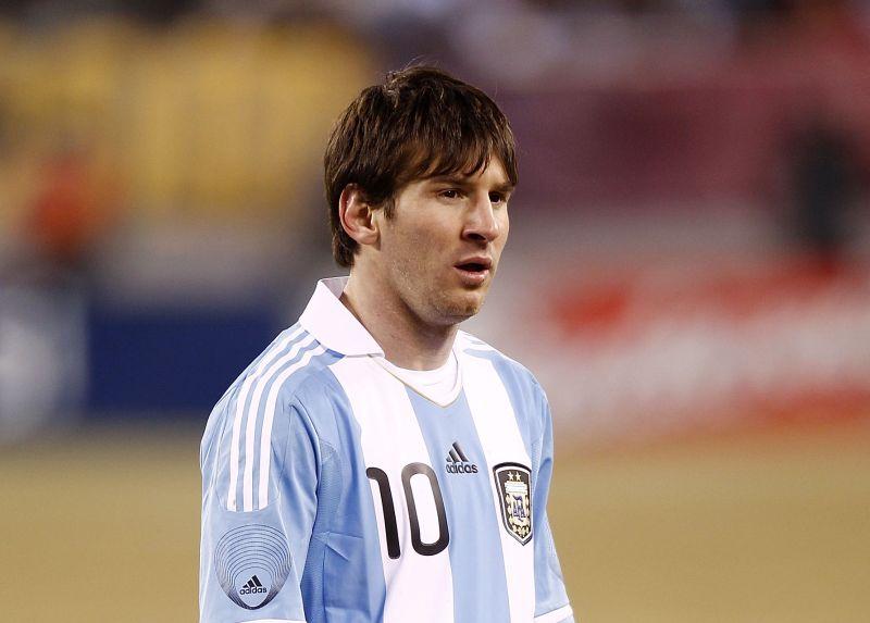 Goal Politics: Fifa vs Argentina per le Falkland. Messi fuori dai Mondiali?