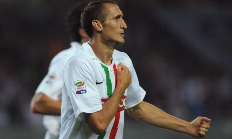 Juve, Chiellini è meglio a sinistra