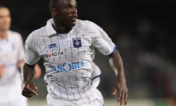 Ligue 1: Pari tra Rennes e St. Etienne. Oliech trascina l'Auxerre!