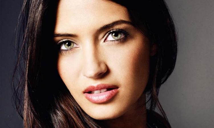 Real Wags: Sara, nuova firma di Marca. Shayk-Cr7, c'è la data! FOTOGALLERY
